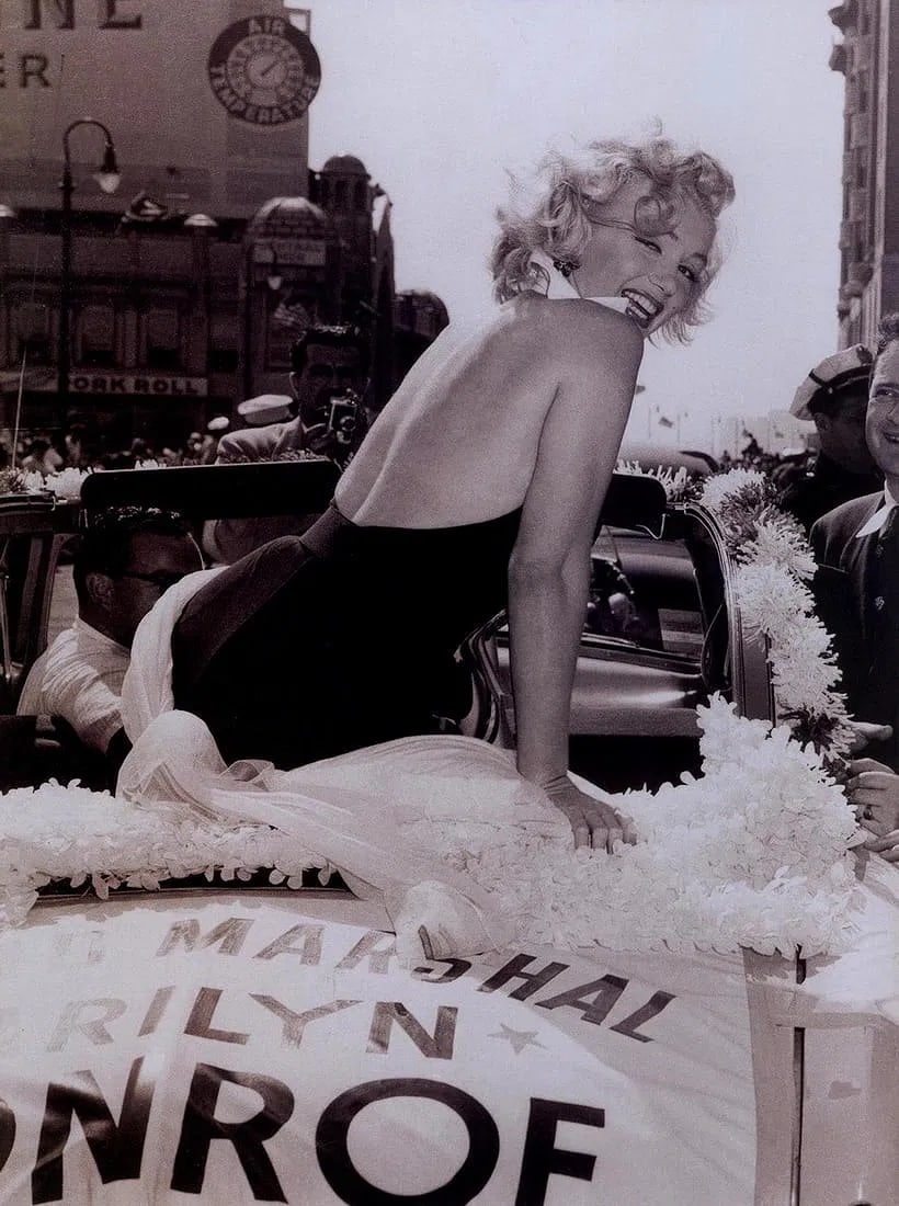 Ed Clark Marilyn Monroe Photo: Measures 8x 10 inches photographic print , mounted to archival board