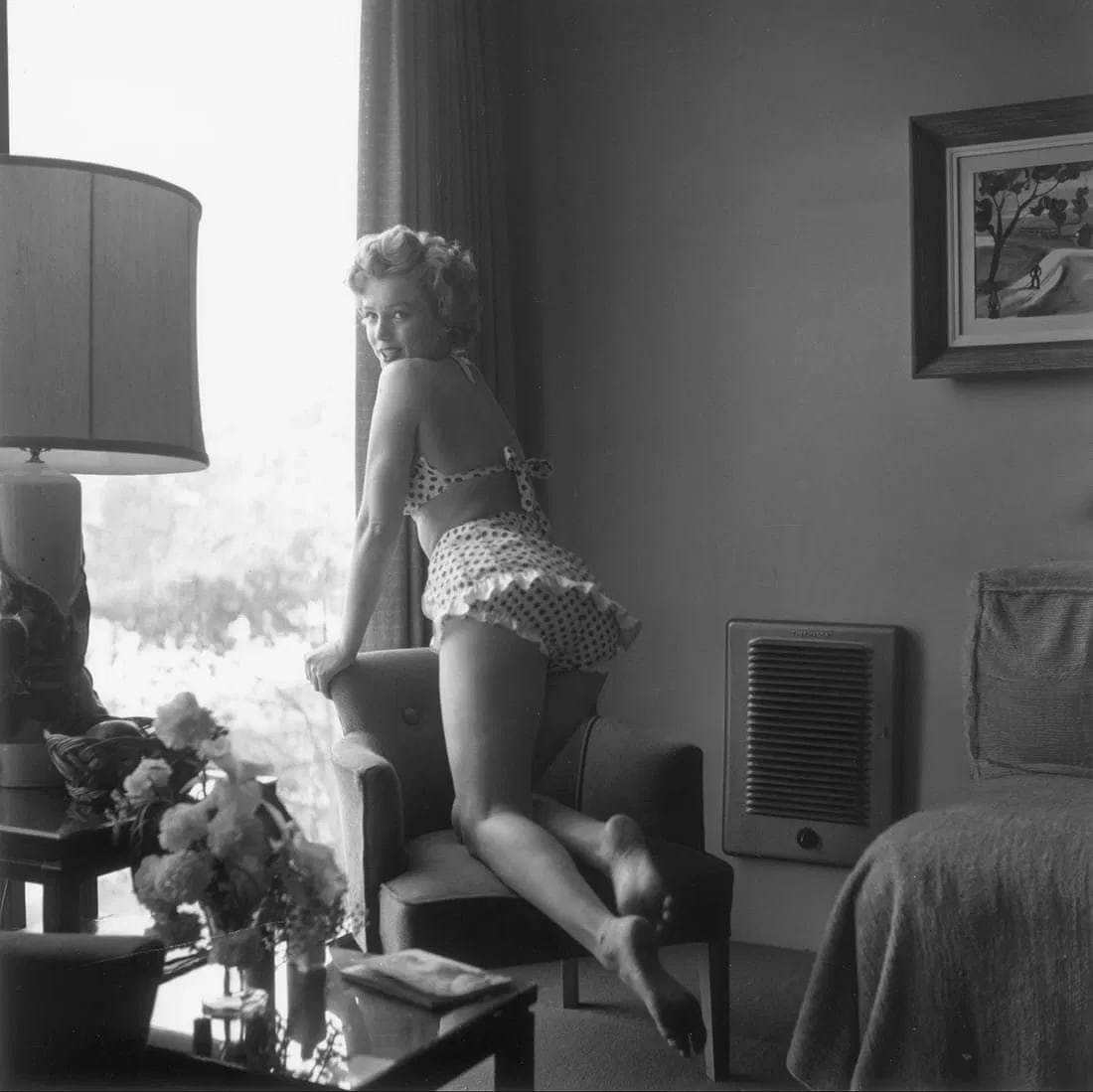 Robert Cohen Marilyn Monroe Photo: Measures 8x 10 inches photographic print , mounted to archival board