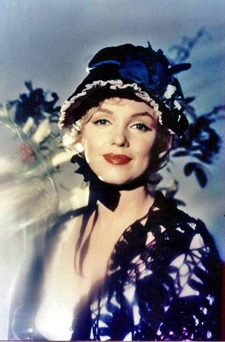 Jack Cardiff Marilyn Monroe Photo: Measures 8x 10 inches photographic print , mounted to archival board