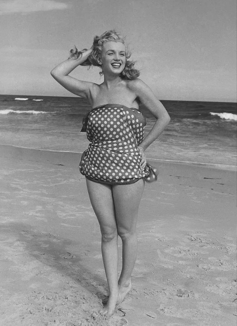 Andre de Dienes Marilyn Monroe Photo: Measures 8x 10 inches photographic print , mounted to archival board