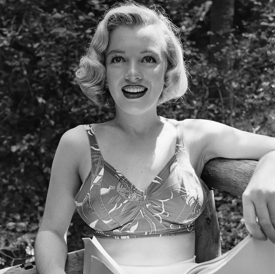 Milton H. Greene Marilyn Monroe Photo: Measures 8x 10 inches photographic print , mounted to archival board