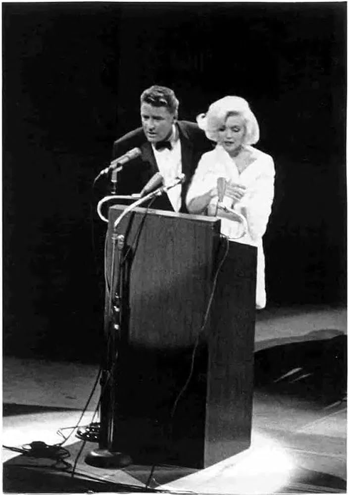 Marilyn Monroe Photo: Measures 8x 10 inches photographic print , mounted to archival board