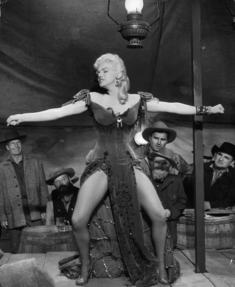 Marilyn Monroe Photo: Measures 8x 10 inches photographic print , mounted to archival board