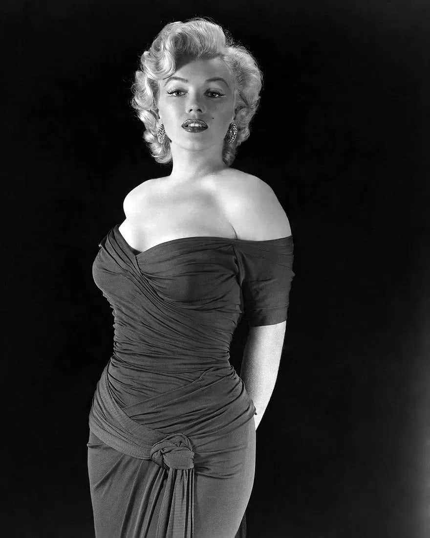 Bert Stern Marilyn Monroe Photo: Measures 8x 10 inches photographic print , mounted to archival board