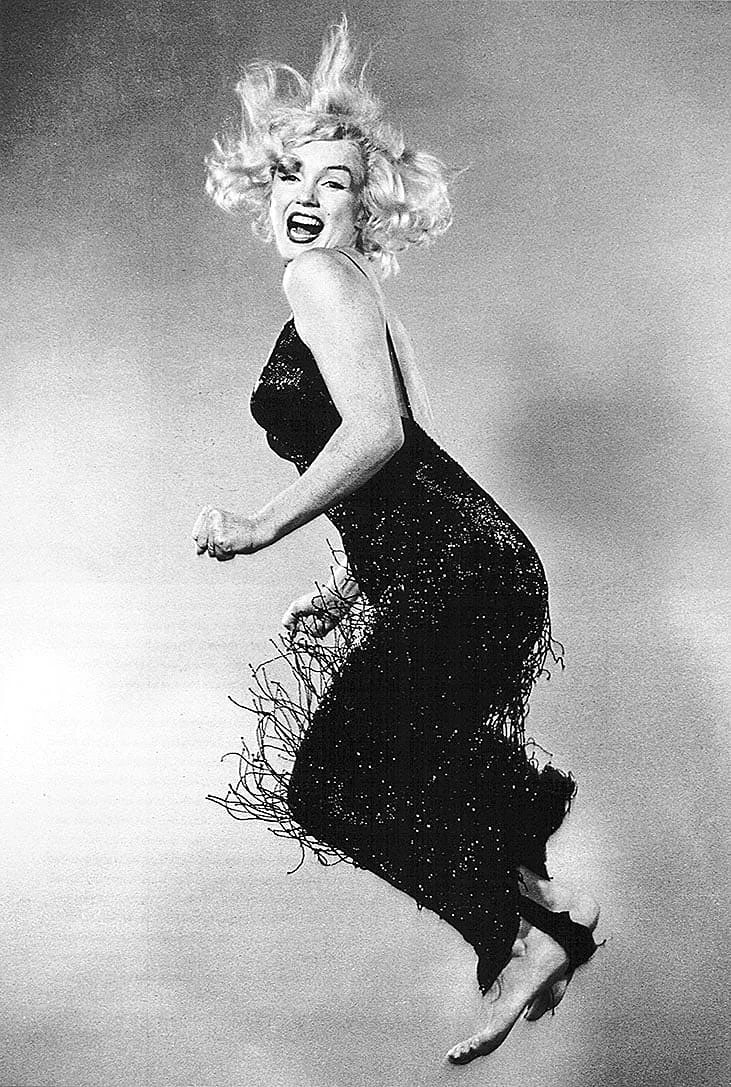 Marilyn Monroe Photo: Measures 12 x 16 inches, photographic print , mounted to archival board