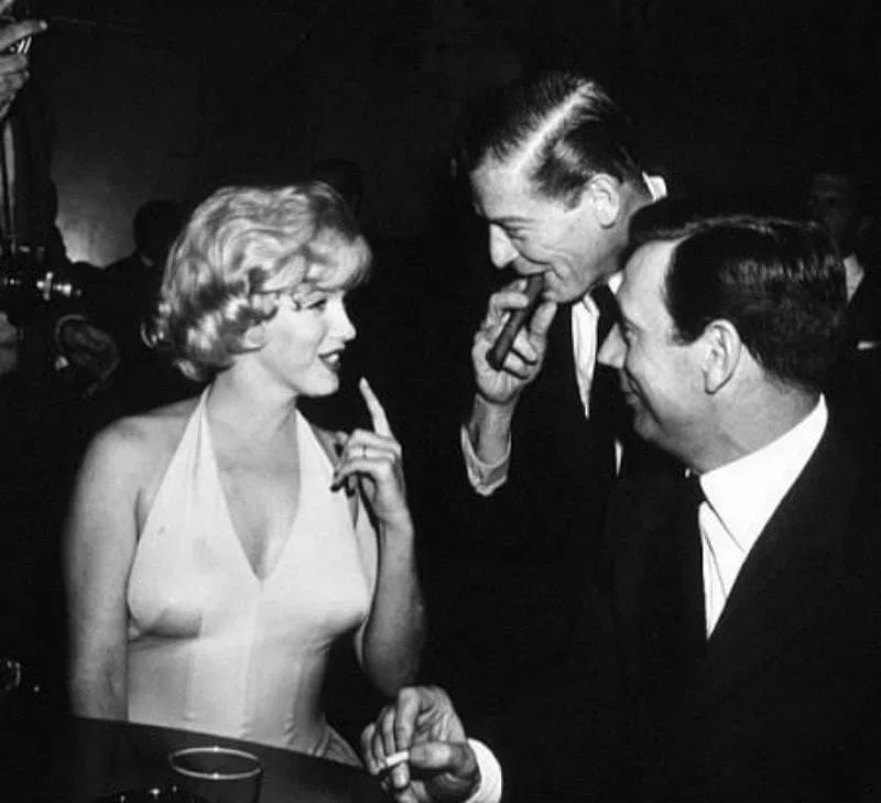 Bruce Davidson Marilyn Monroe Photo: Measures 8x 10 inches photographic print , mounted to archival board