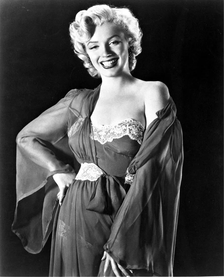 Frank Powolny Marilyn Monroe Photo: Measures 8x 10 inches photographic print , mounted to archival board