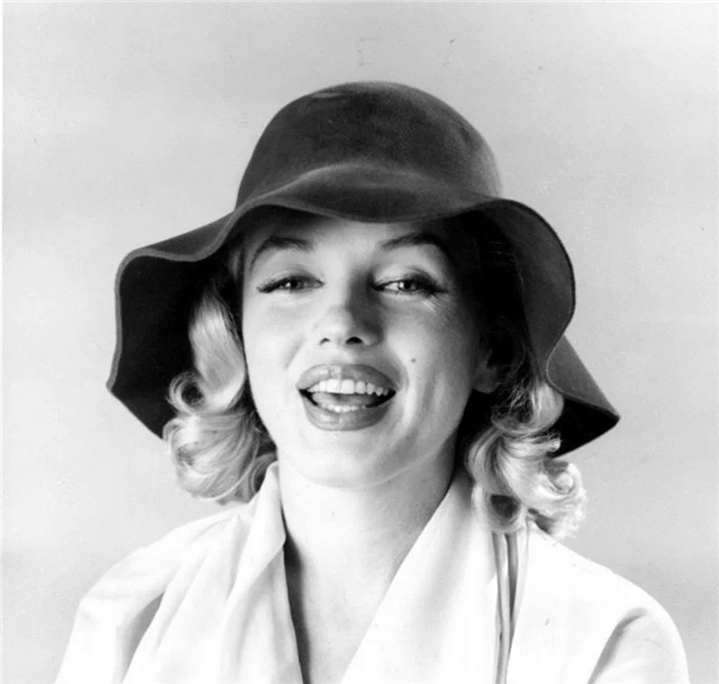 CARL PERUTZ MARILYN MONROE (AMERICAN) PRINT ON PAPER (1 of 1)