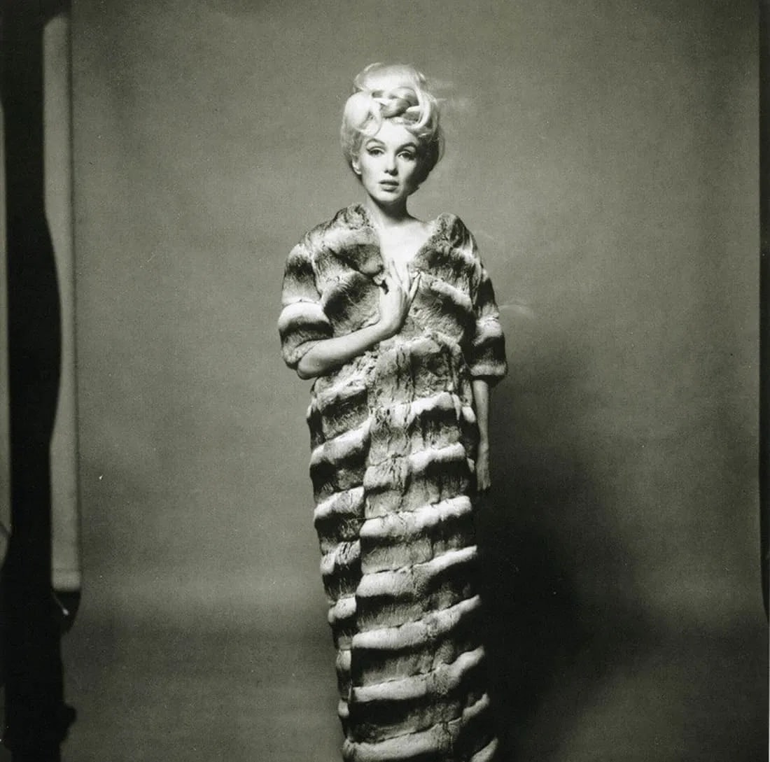 MARILYN MONROE (AMERICAN) PRINT ON PAPER: Marilyn Monroe (American) Print on Paper.