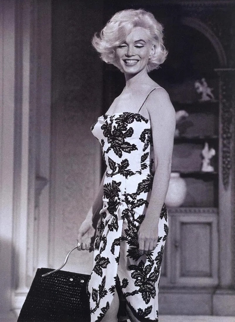 LAWRENCE SCHILLER MARILYN MONROE (AMERICAN) PRINT ON PAPER: Lawrence Schiller Marilyn Monroe (American) Print on Paper.
