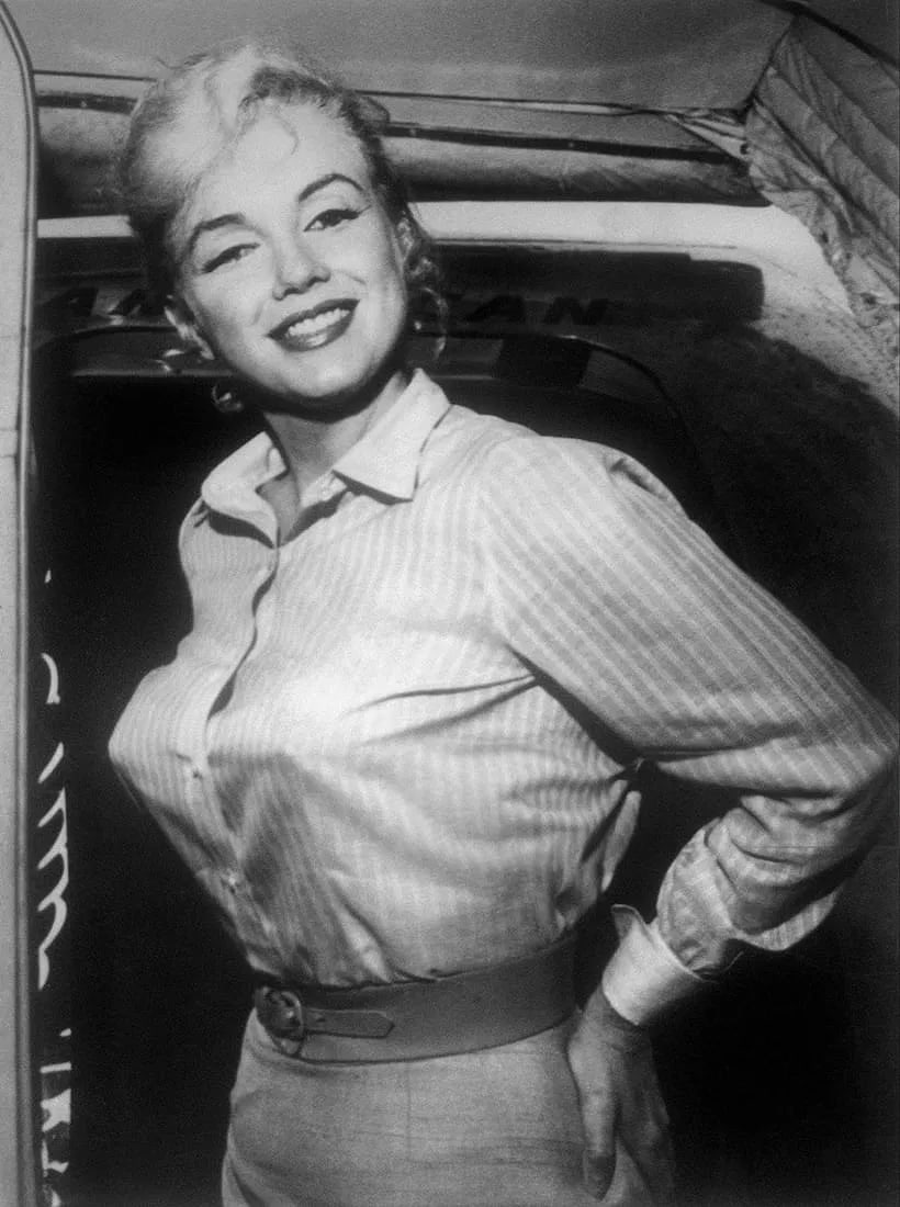 BETTMANN MARILYN MONROE (AMERICAN) PRINT ON PAPER: Bettmann Marilyn Monroe (American) Print on Paper.