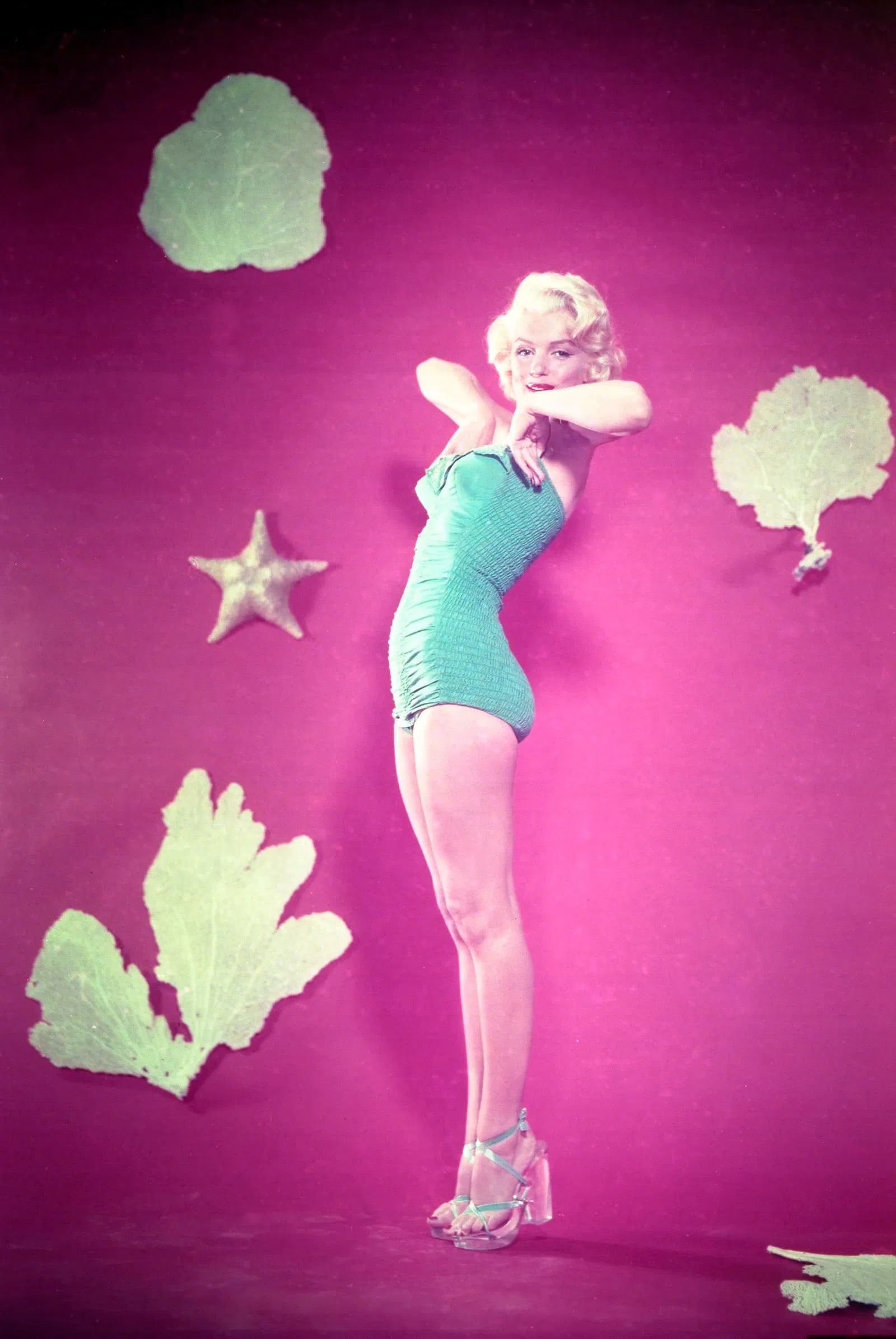 MARILYN MONROE (AMERICAN) PRINT ON PAPER: Marilyn Monroe (American) Print on Paper.