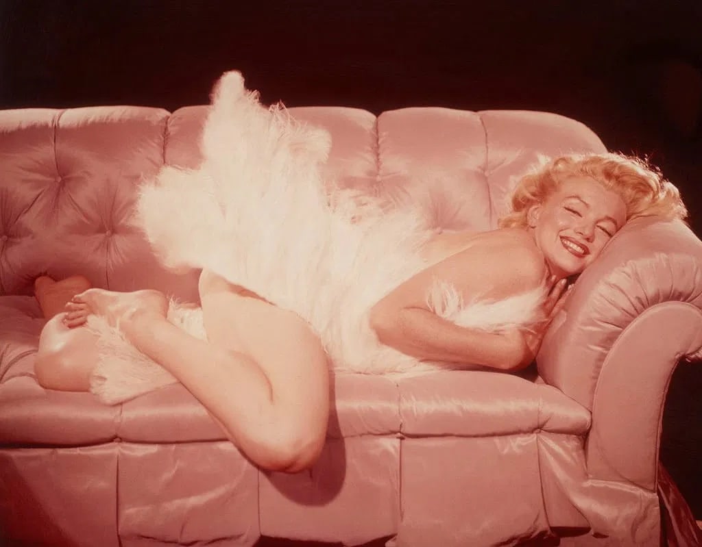 LAWRENCE SCHILLER MARILYN MONROE (AMERICAN) PRINT ON PAPER: Lawrence Schiller Marilyn Monroe (American) Print on Paper.