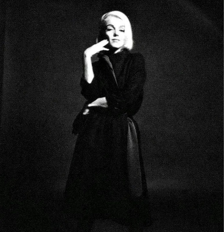 BERT STEN MARILYN MONROE (AMERICAN) PRINT ON PAPER: Bert Sten Marilyn Monroe (American) Print on Paper.