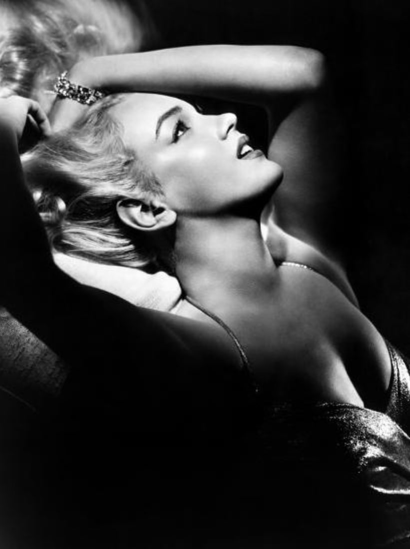 MARILYN MONROE (AMERICAN) PRINT ON PAPER: Marilyn Monroe (American) Print on Paper. Early 1950s. 11.00 x 15.00 inches.