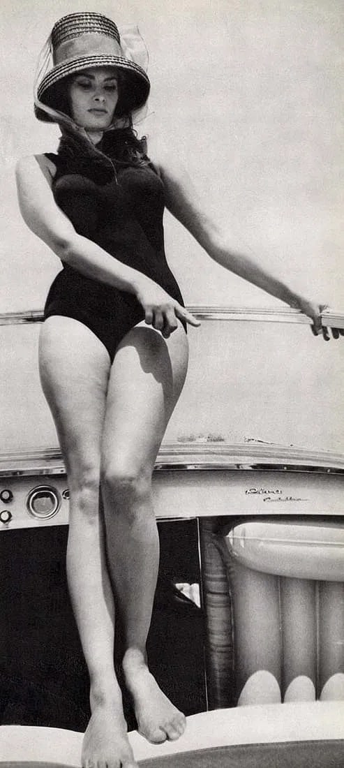 ALFRED EISENSTAEDT (AMERICAN) PRINT ON PAPER: Alfred Eisenstaedt (American) Print on paper. Sophia Loren (1963). Printed in Japan in 1970s. 12.50 x 5.75 inches.
