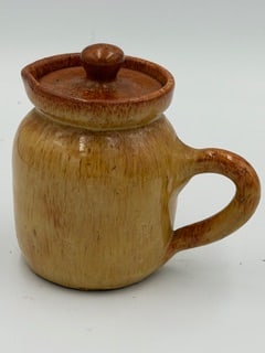 Waco Pottery Kentucky Lidded Creamer / Syrup Jar, Mid-Century (1 of 6)