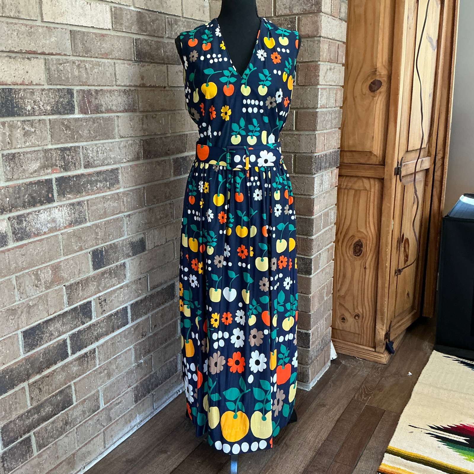 Vintage Serbin of Florida Muriel Ryan Apple Print Maxi Dress w/ Belt Size 10 (1 of 12)