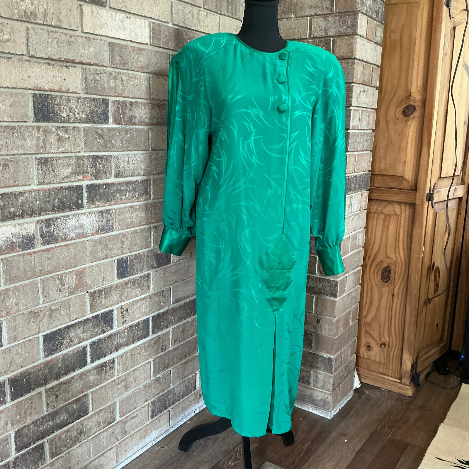 Vintage Saks Fifth Avenue Silk Dress – Starington Green Midi Dress Size 10 (1 of 11)