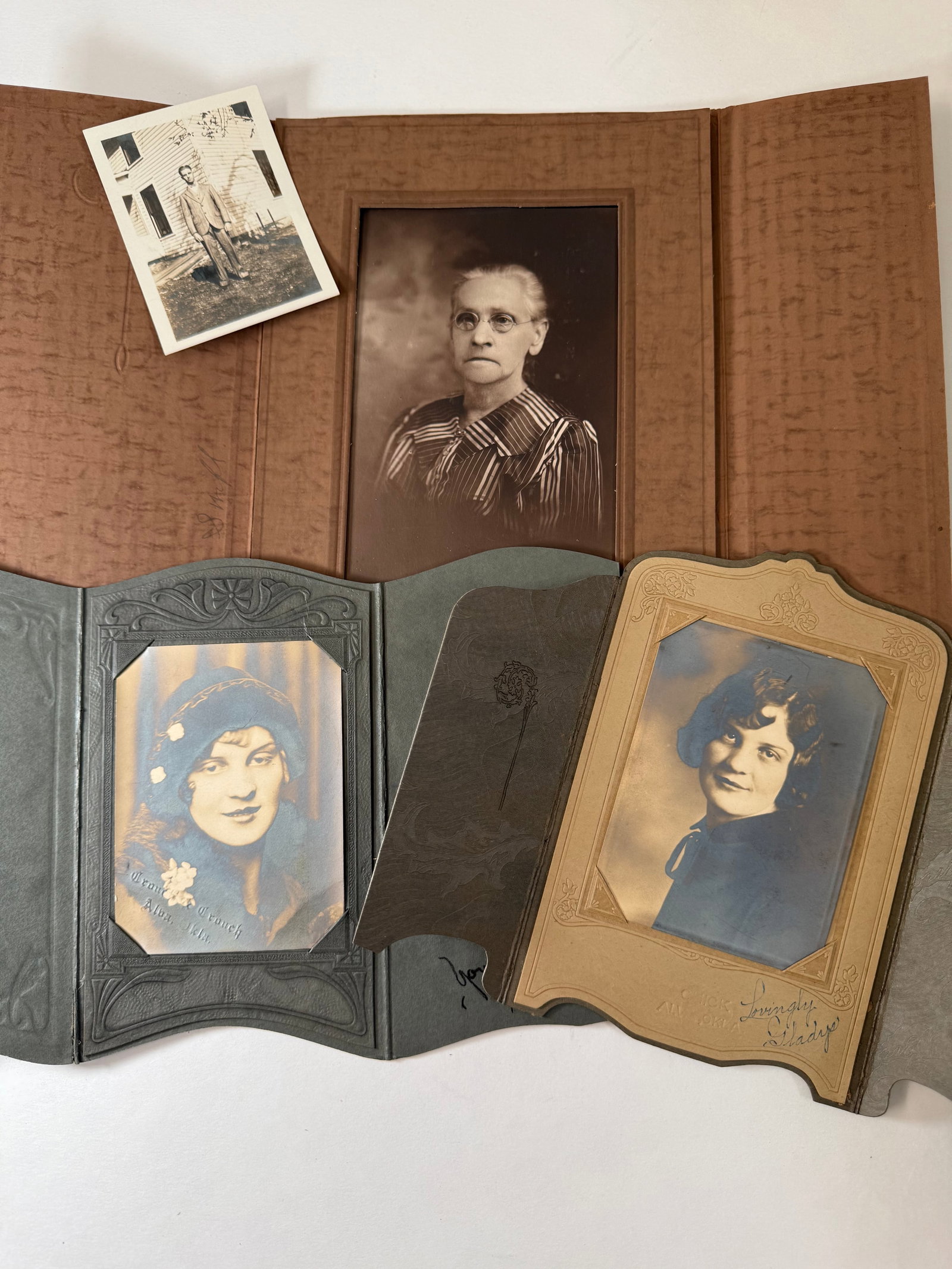 Antique Cabinet Card & Photograph Lot – Tinted Portraits, Folding Mounts & Early Studio Images (1 of 5)