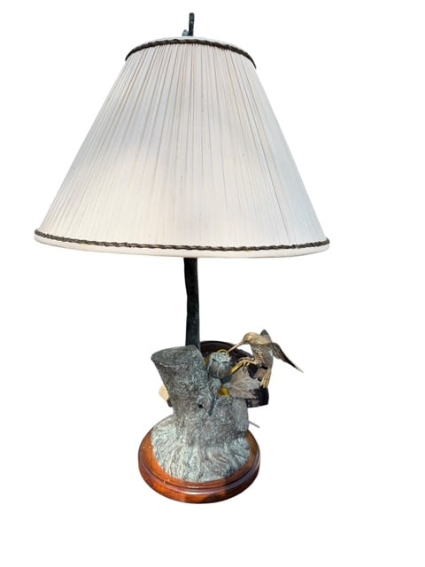 Vintage Maitland Smith Hummingbird Table Lamp Handmade Rustic Nature: Vintage Maitland-Smith hummingbird table lamp featuring a beautifully detailed brass-toned hummingbird hovering over a flower on a sculptural tree stump base with verdigris patina finish. Handmade in 