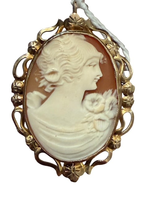 Antique 10K Gold Hand-Carved Shell Cameo Brooch Pendant, Lady with Roses: Elegant antique 10K gold hand-carved shell cameo brooch/pendant featuring the classic profile of a Victorian lady adorned with roses. Beautifully carved in high relief, the cameo is set within an orna