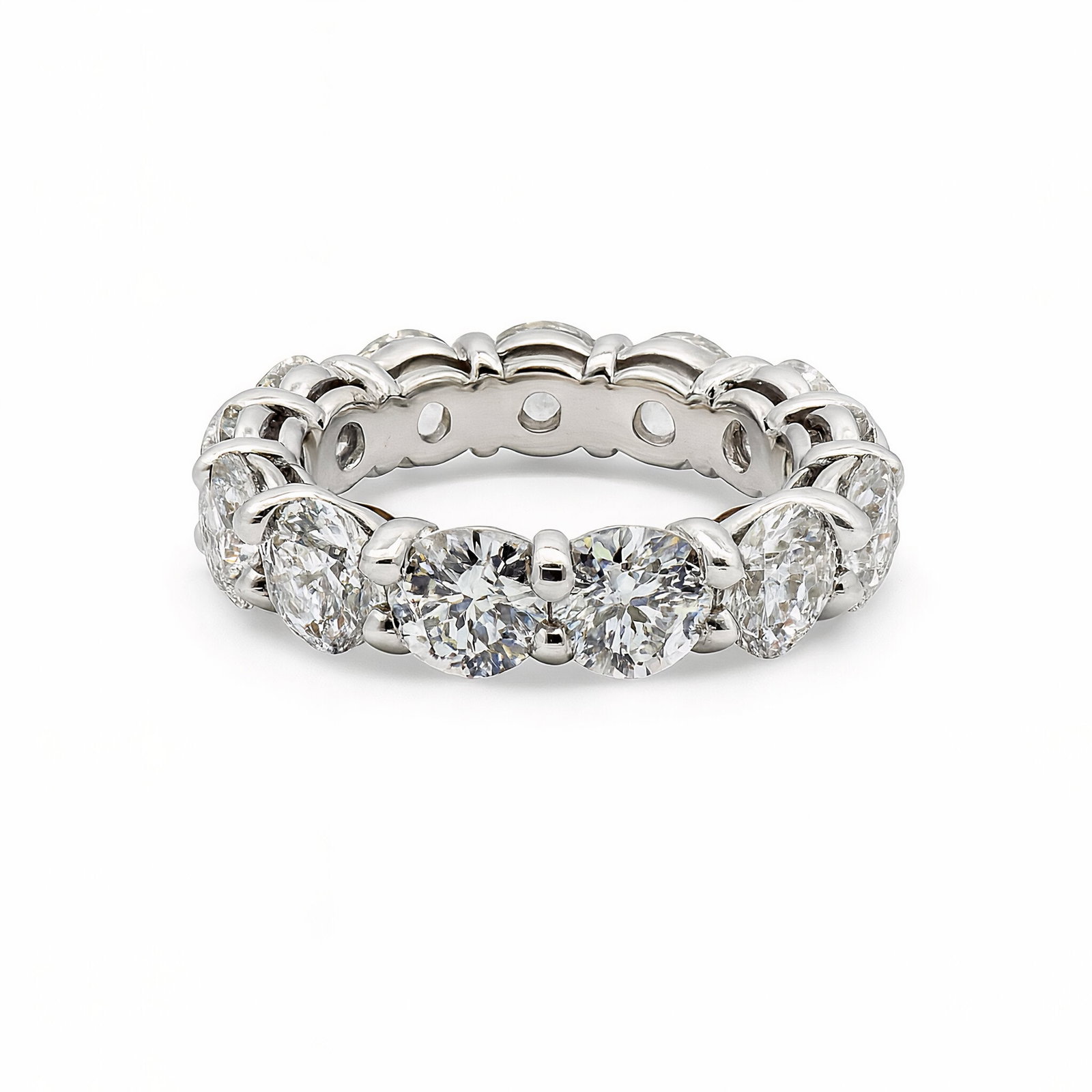 Lab Grown Round Brilliant Eternity Wedding Band 5.97 Carats Platinum: Lab Grown diamond etenity Band featuring 13 Round Brilliants weighing 5.97 Carats, in Platinum. Color F Clarity VS1. Average 0.46 Points Each. Size 6