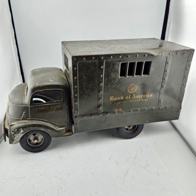 Smitty Toys 'Bank of America' Armored Car. (1 of 6)