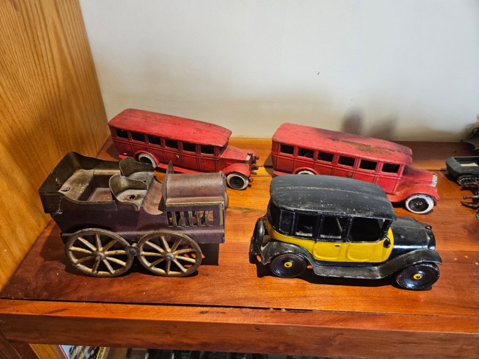 Lot of Four Larger Heavy Cast-Iron Vintage Vehicles. (1 of 6)