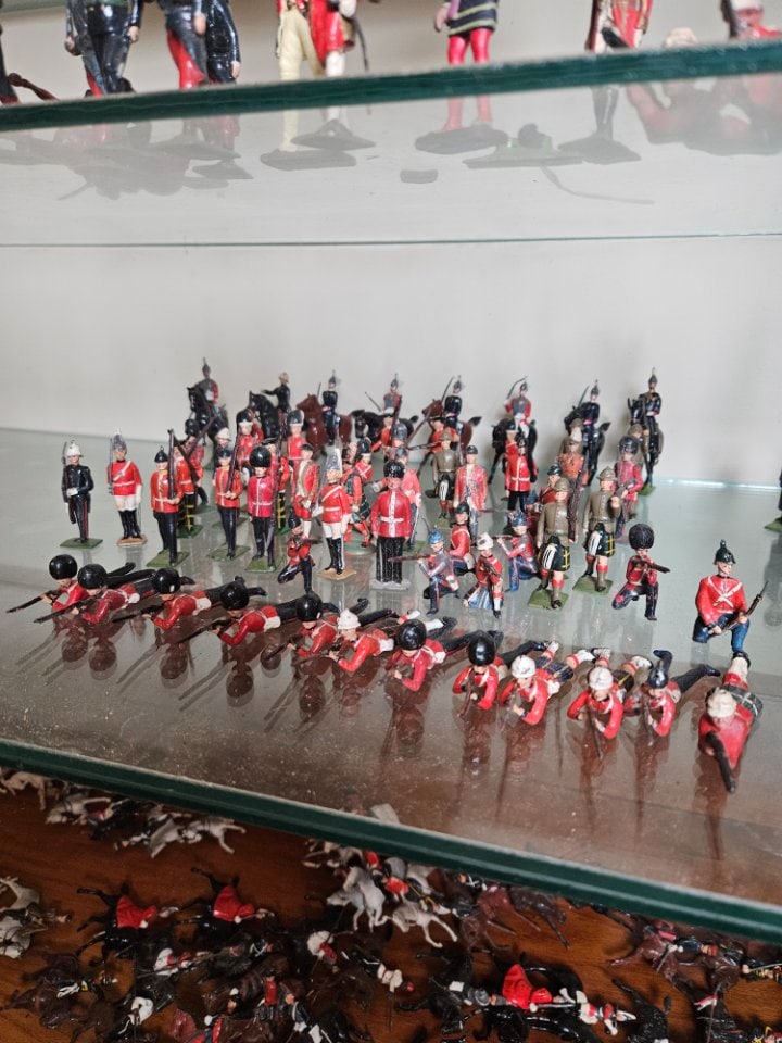 Very Large Group of Metal Handpainted Mostly Scottish Infantry and Cavalry. (1 of 15)