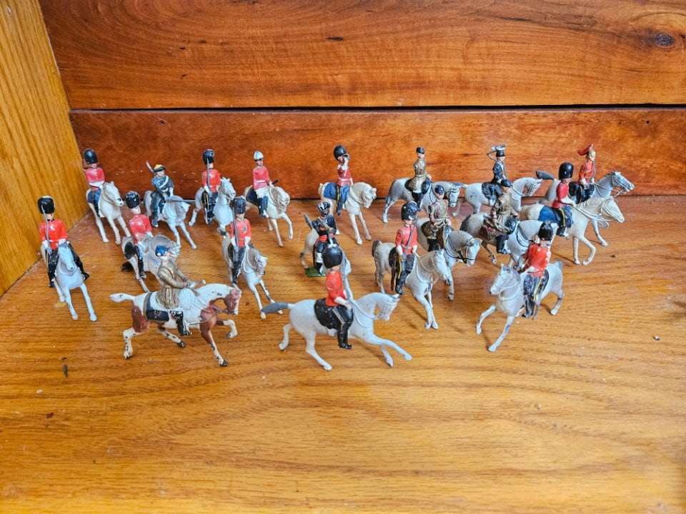 A Group of Antique Handpainted Metal 19 Scotsmen Riding White Horses, by Britains Ltd. (1 of 8)