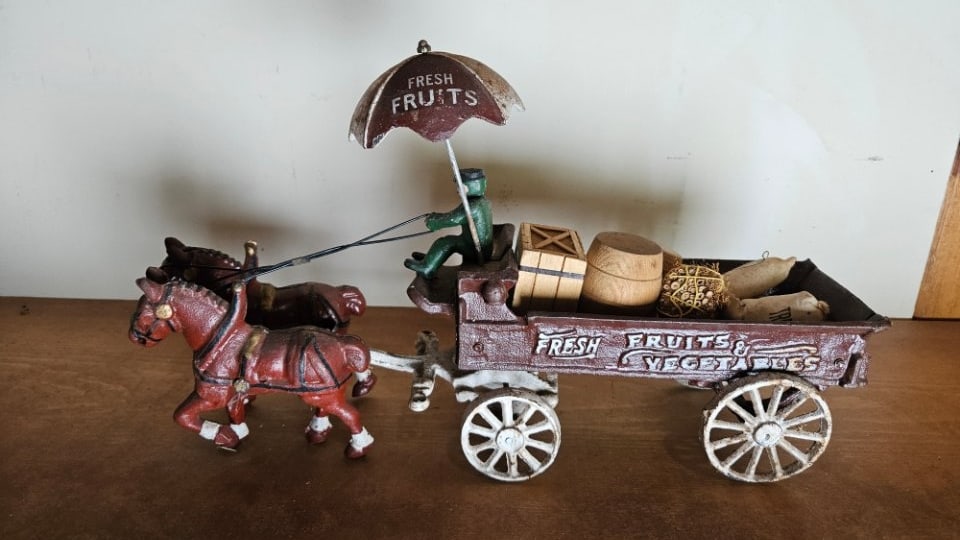 Vintage Cast iron Fruit and Vegetable Wagon with Horses (1 of 4)