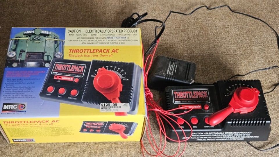 MRC Throttle Pack AC O-Gauge Transformer (1 of 4)