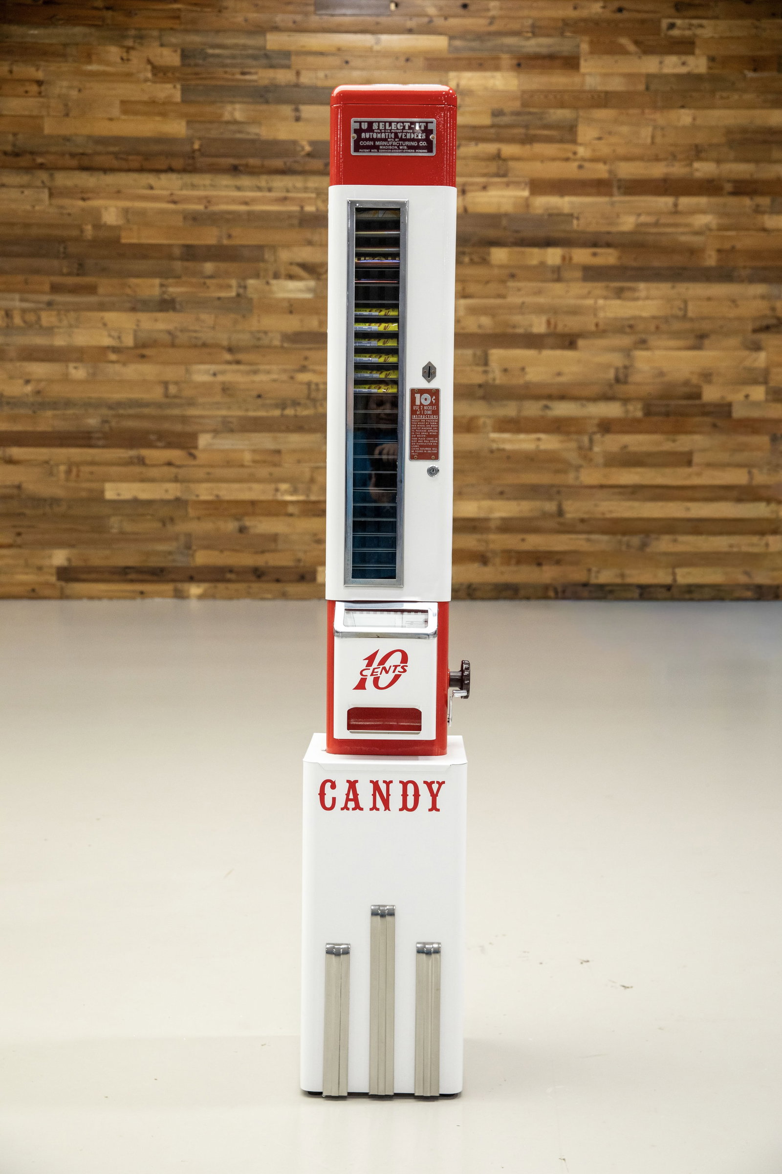 U-Select It Candy Vending Machine Restored: Produced by the Coan Manufacturing Company starting in 1958, this model 74-AP with all-steel construction has been restored using a durable automotive paint finish with vinyl graphics, with re-chromed