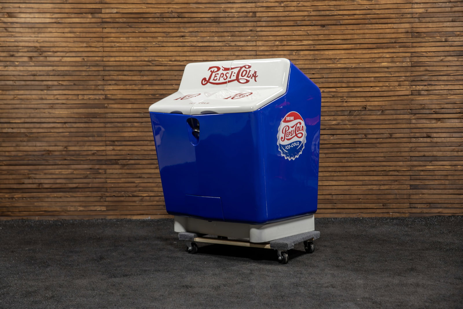 Pepsi-Cola Cooler: Originally designed to keep product cold with recirculating chilled water, today this impressive machine has been finished in orignal colors in high quality paint and application, top lids are embosse