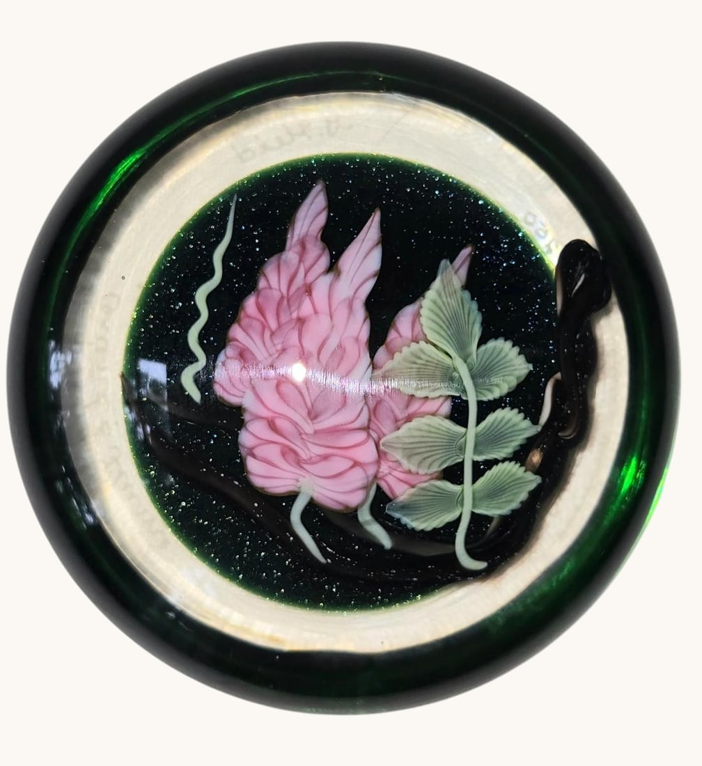 A Fine Orient & Flume Art Glass Paperweight Signed G Held, 12/25: A Fine Orient & Flume Art Glass Paperweight Signed G Held, 12/250. Measures 3.5" x 3.5" X 1.5". Items remaining in our possession after this time will be subject to forfeit or storage charges.