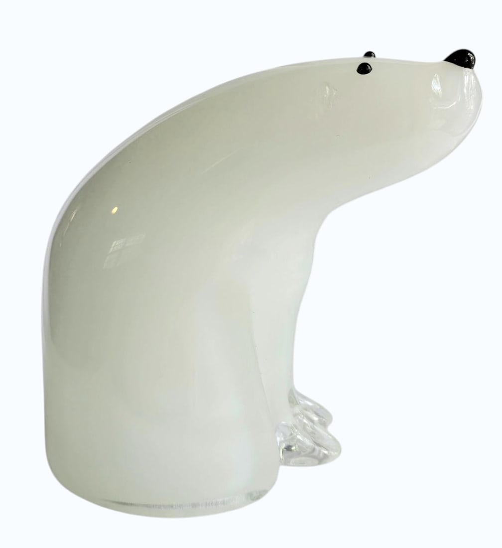 Vintage Italian Sommerso Art Glass Polar Bear by Murano: Vintage Italian Sommerso Art Glass Polar Bear by Murano. Measures 6 3/4" t x 7" x 4 1/2". Items remaining in our possession after this time will be subject to forfeit or storage charges.