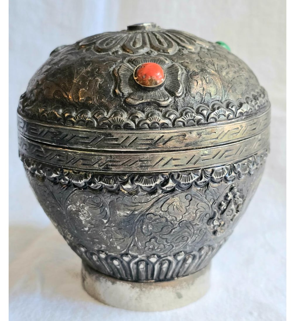 Antique 19th C Hand Chased Silver Round Box - 2