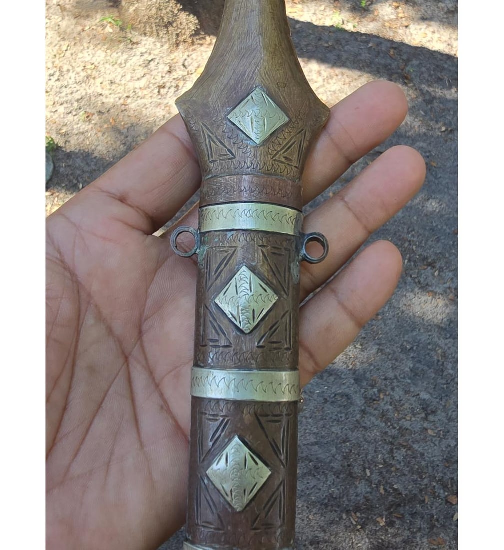 Antique Middle Eastern Dagger - 3