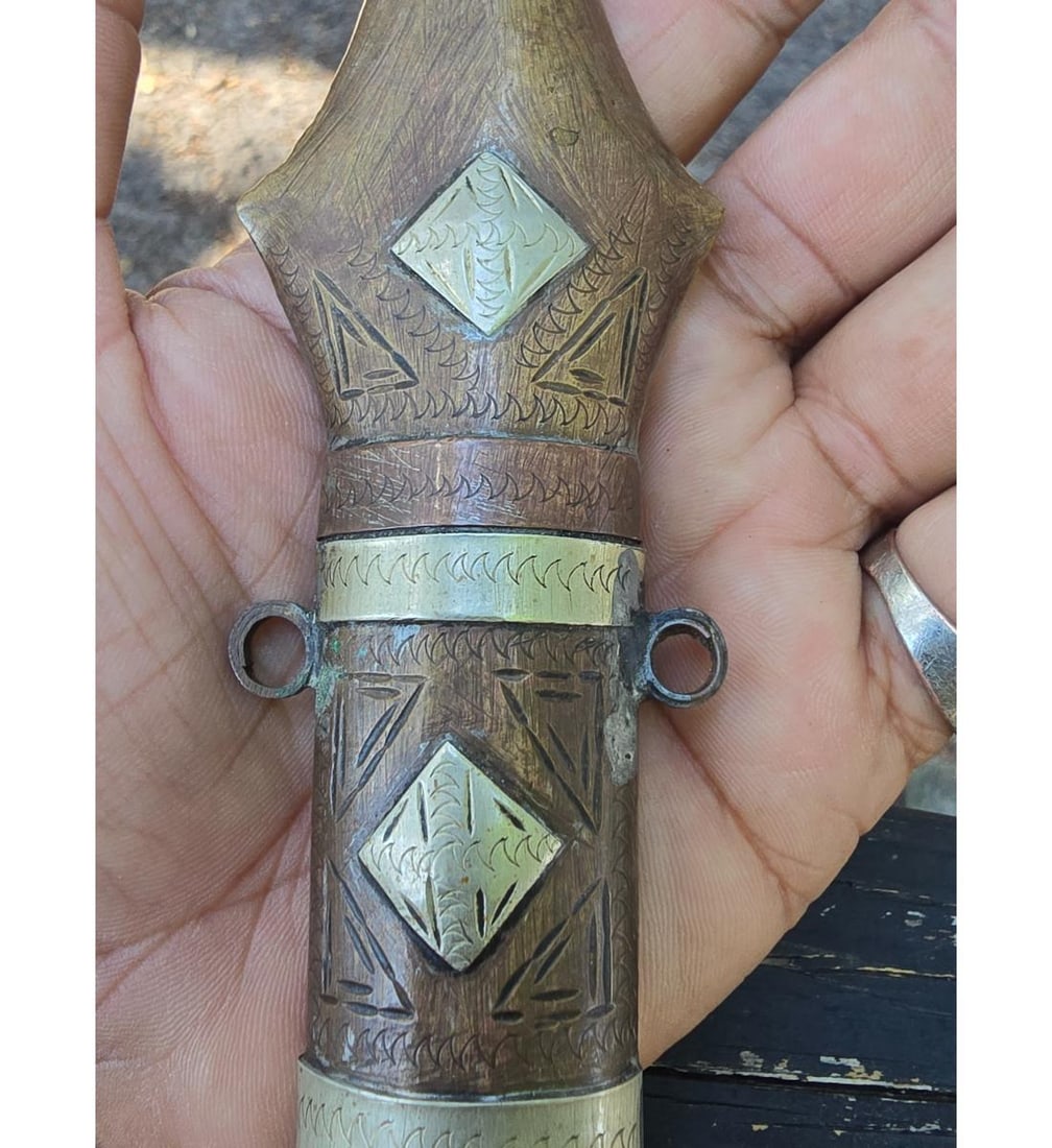 Antique Middle Eastern Dagger - 7
