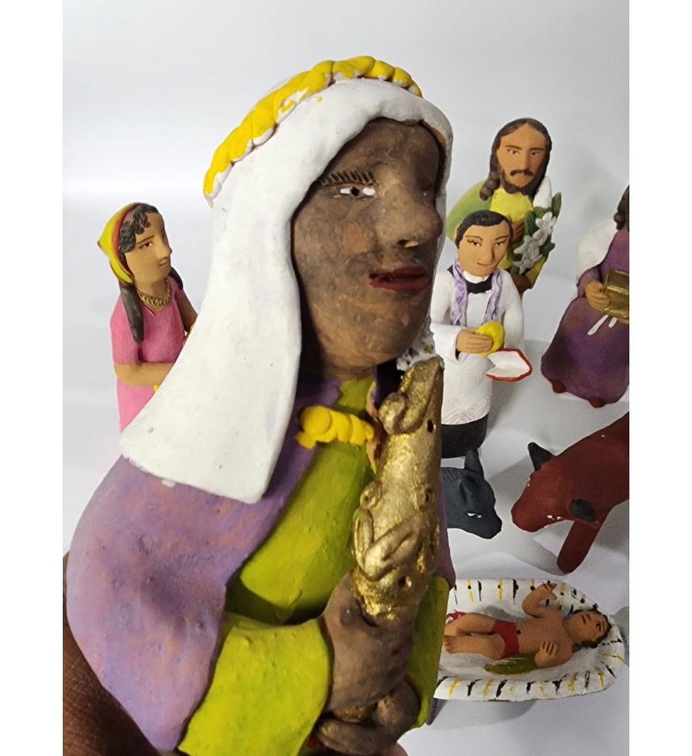 A Rare Vintage Polychrome Terra Cotta Nativity Set Large Pieces - 5