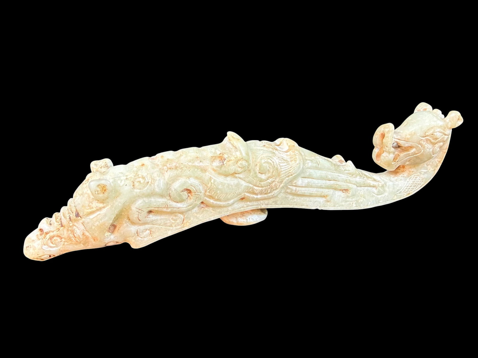 Archaic form Chinese jade garment hook (1 of 17)