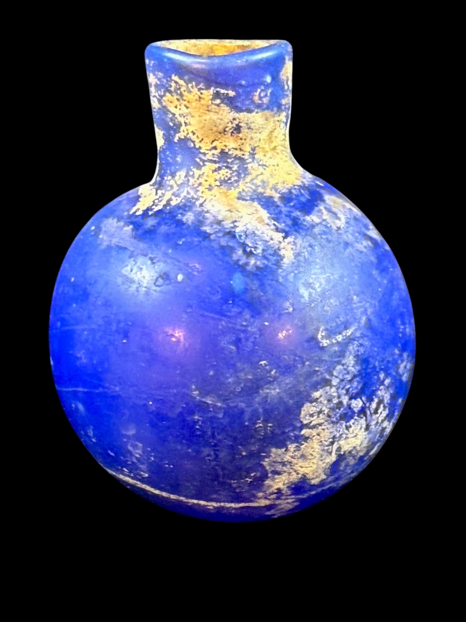 A Fine Cobalt blue Roman glass circa 3rd century BC (1 of 12)