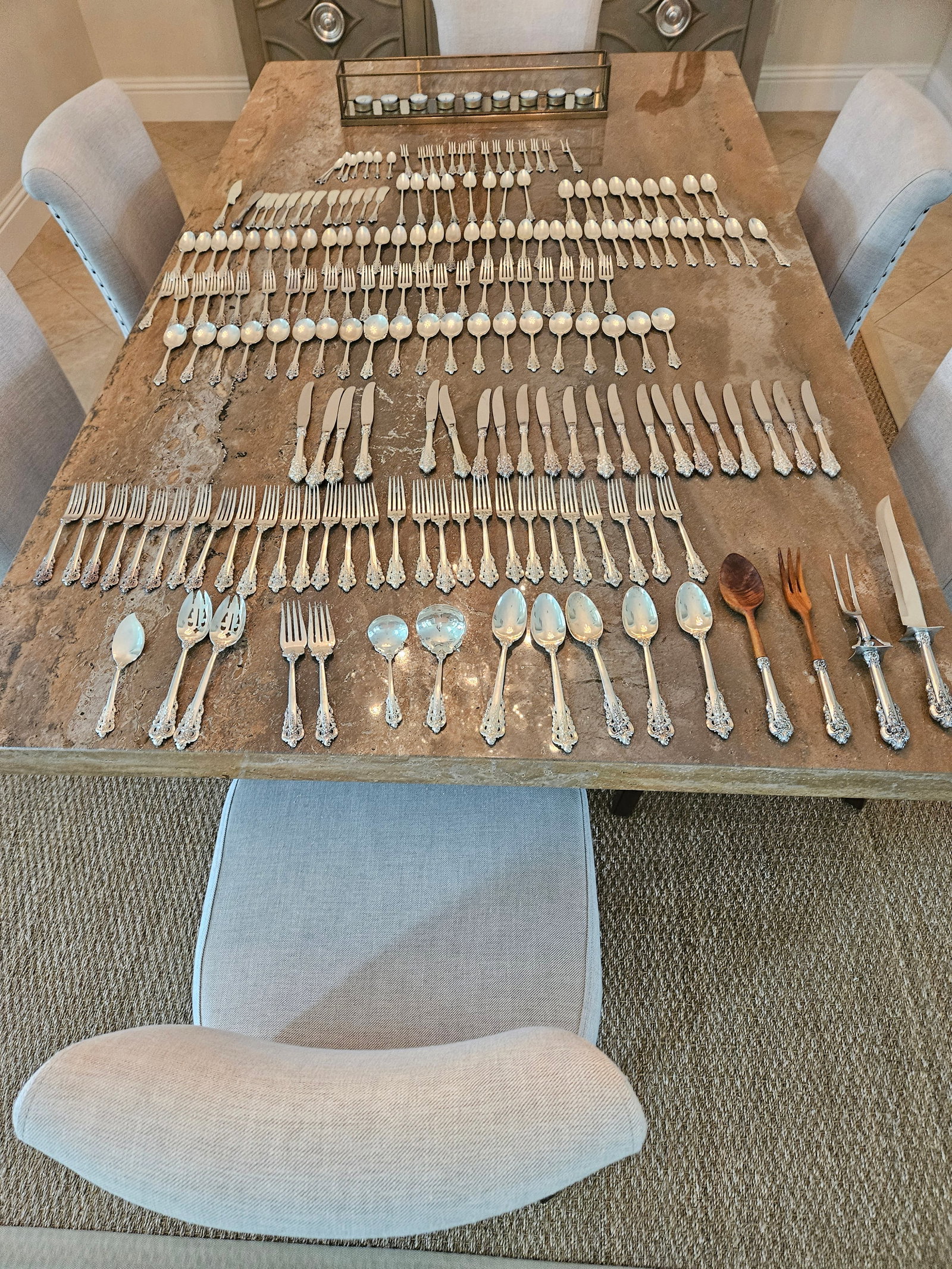 195 Piece Wallace Grand Baroque Silver (1 of 16)