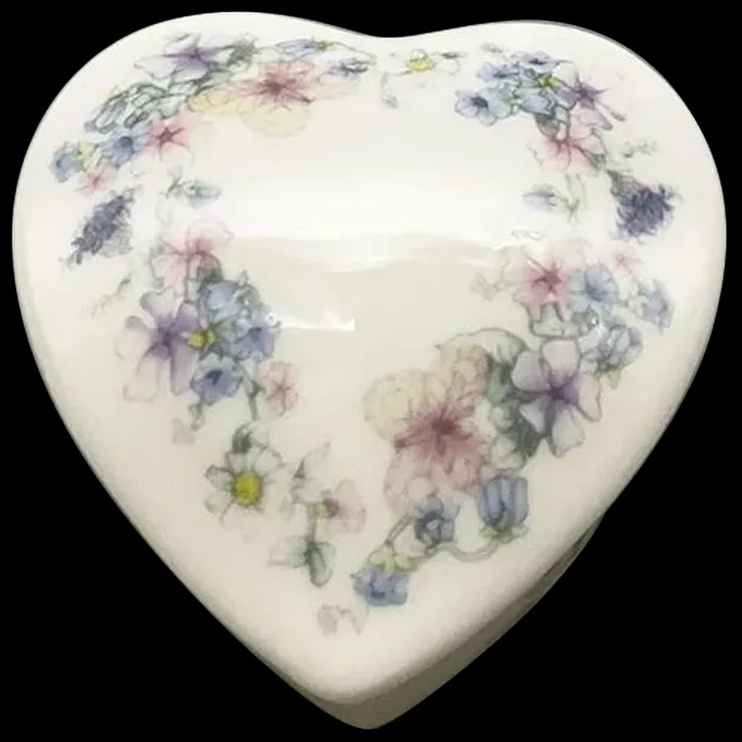 Trinket Box: Wedgwood Heart shaped Trinket Box Signed made from sturdy bone china, trimmed in dainty flowers and butterflies in soft pastel colors presents beautifully.