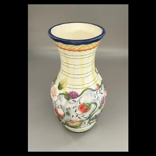 Vase - 3