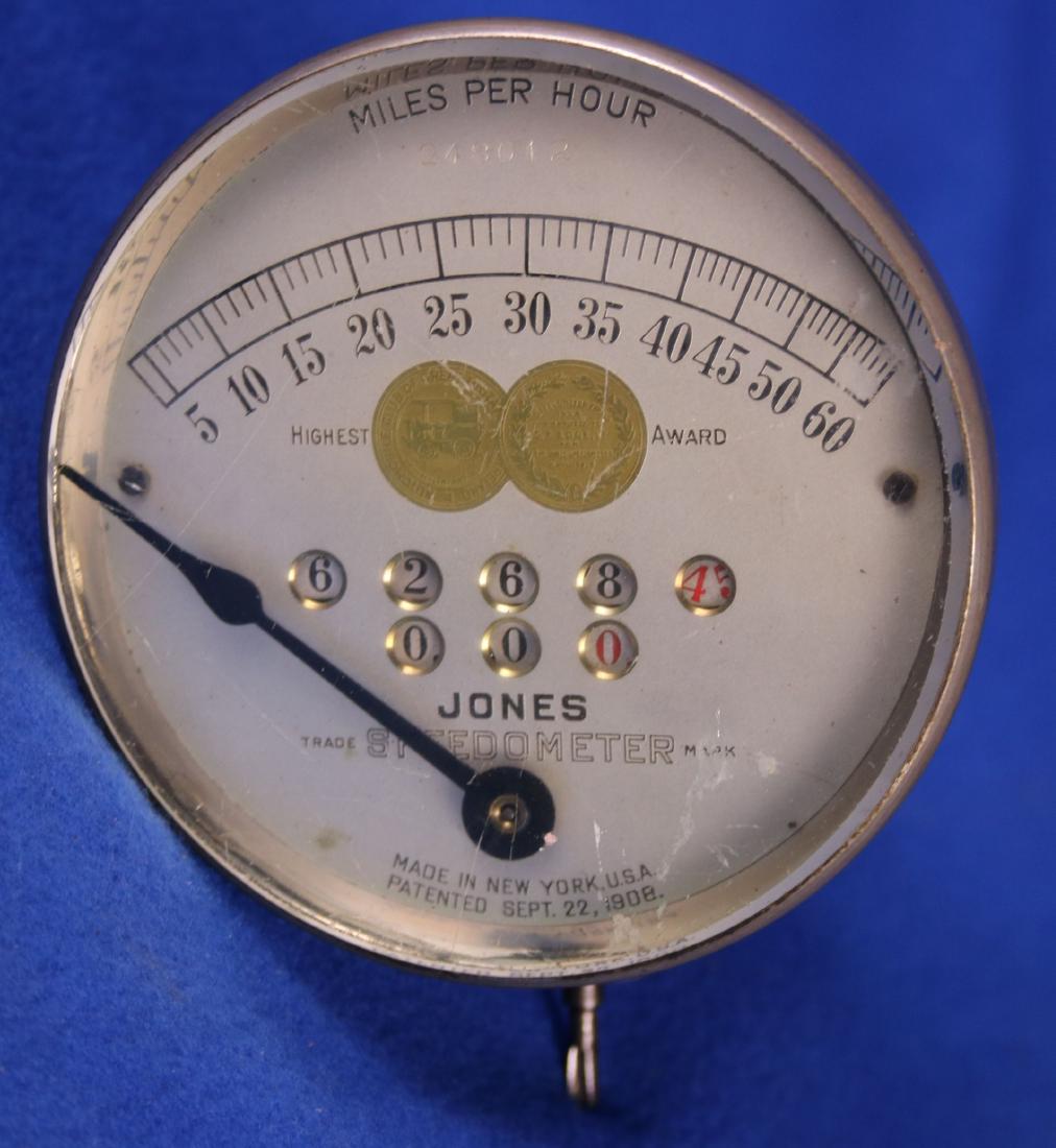 Jones Speedometer: New York USA pattened 1908, approx. 4.25" diameter