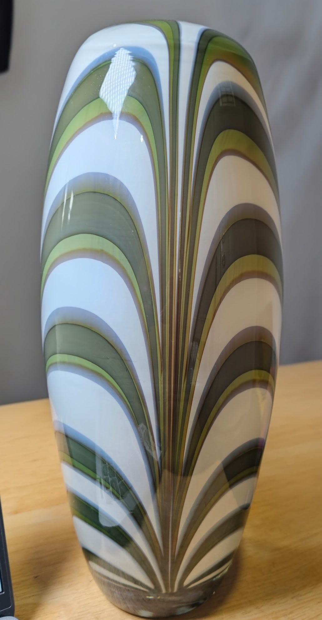 Shades of Green Vase: Vintage Mid Century Modern Art Glass Hand Blown Shades of Green Vase. Minor Pin size chips and Scratches. See Photos.