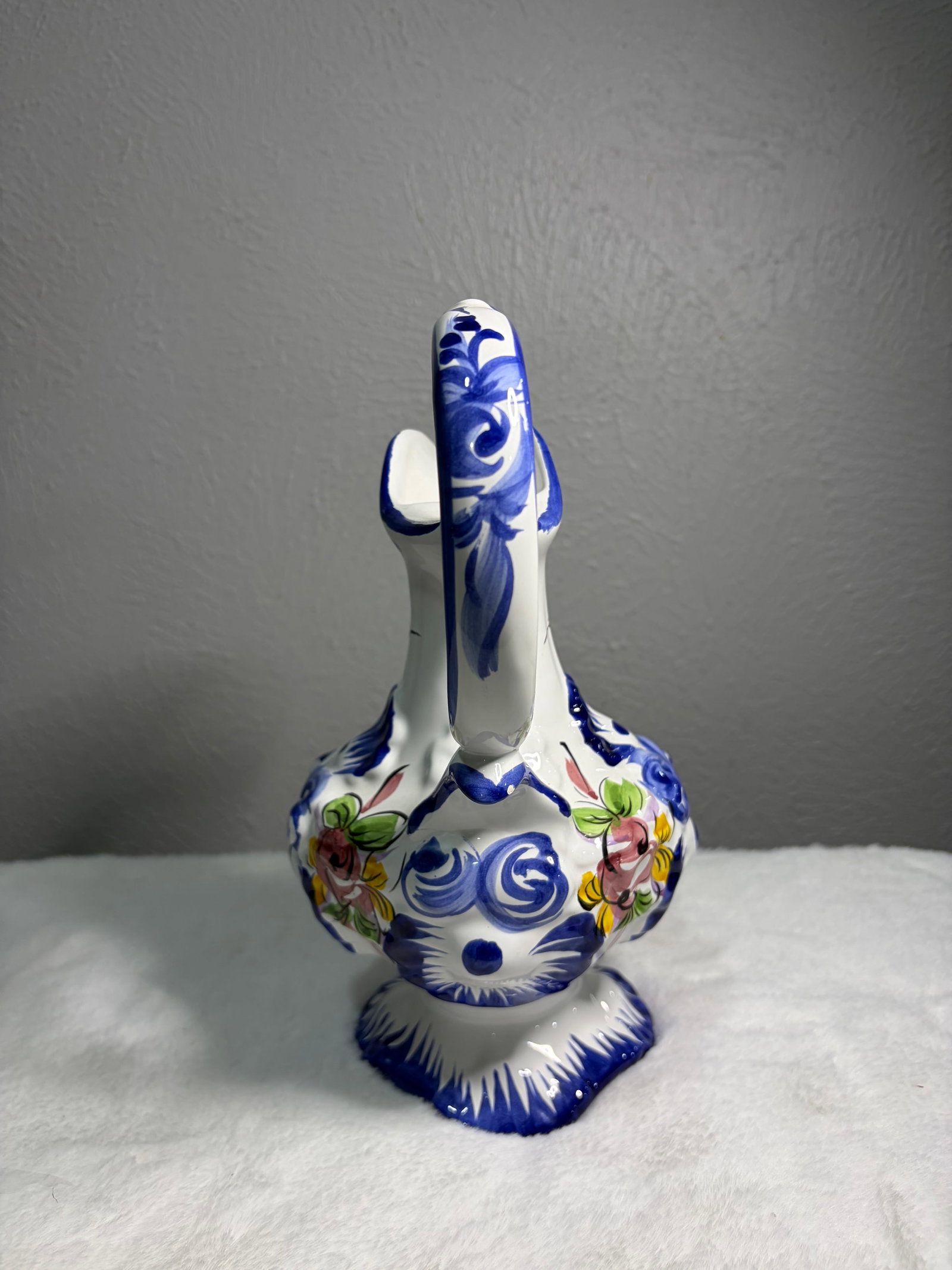 Vestal Alcobaca Pitcher - 3