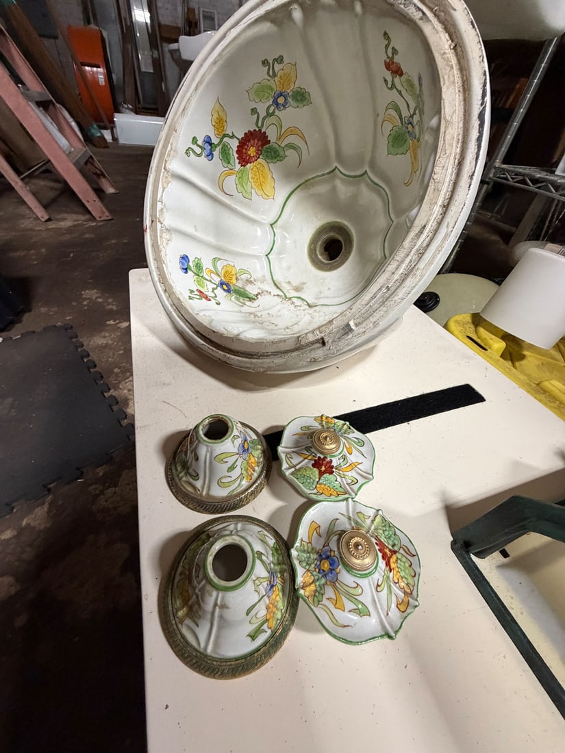 Reclaimed vintage Sherle Wagner undermounted sink with parts of hardware (1 of 4)